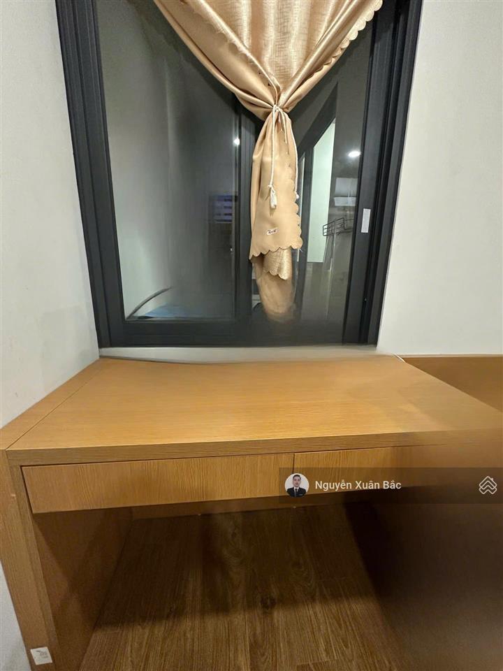 Đổi căn to! cần bán gấp căn 2 ngủ 80m2 nhà đẹp rất được lộc tầng trung giá thương lượng trực tiếp