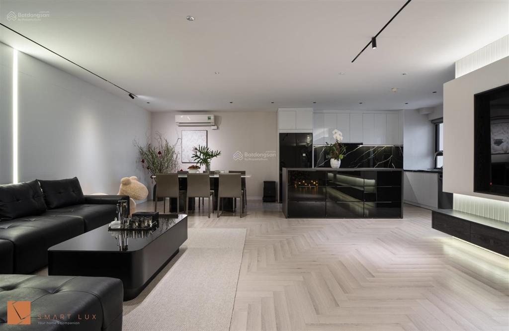 Căn góc siêu hiếm 138m2  4ngủ tại vinaconex 7 hồ tùng mậu  full nội thất  chủ thiện chí 11,82tỷ