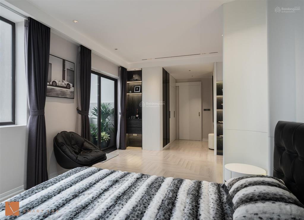 Căn góc siêu hiếm 138m2  4ngủ tại vinaconex 7 hồ tùng mậu  full nội thất  chủ thiện chí 11,82tỷ