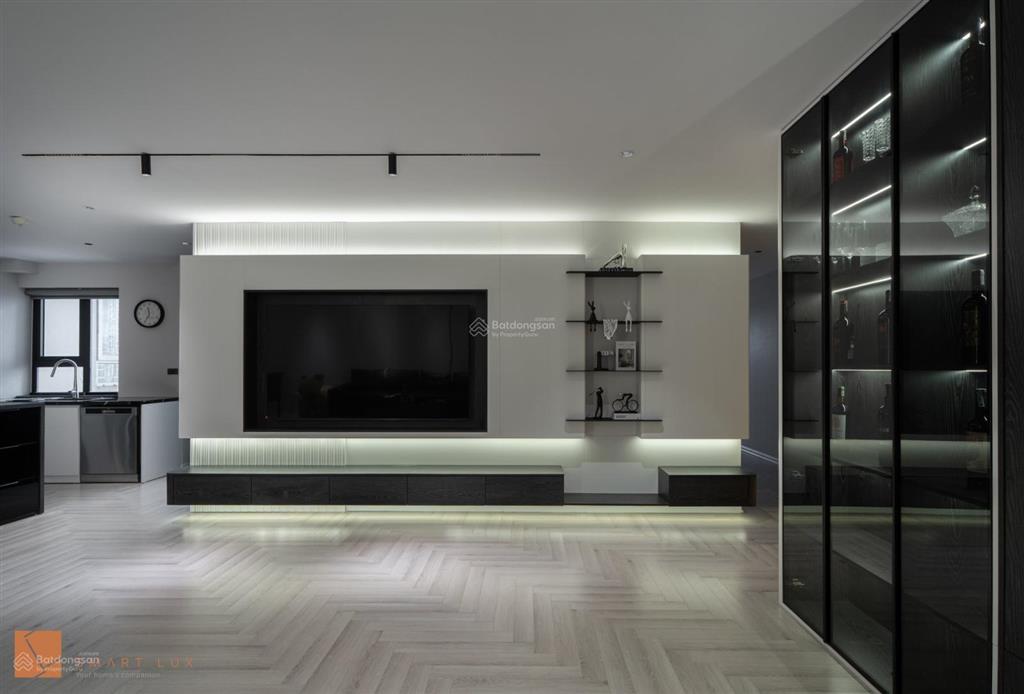 Căn góc siêu hiếm 138m2  4ngủ tại vinaconex 7 hồ tùng mậu  full nội thất  chủ thiện chí 11,82tỷ