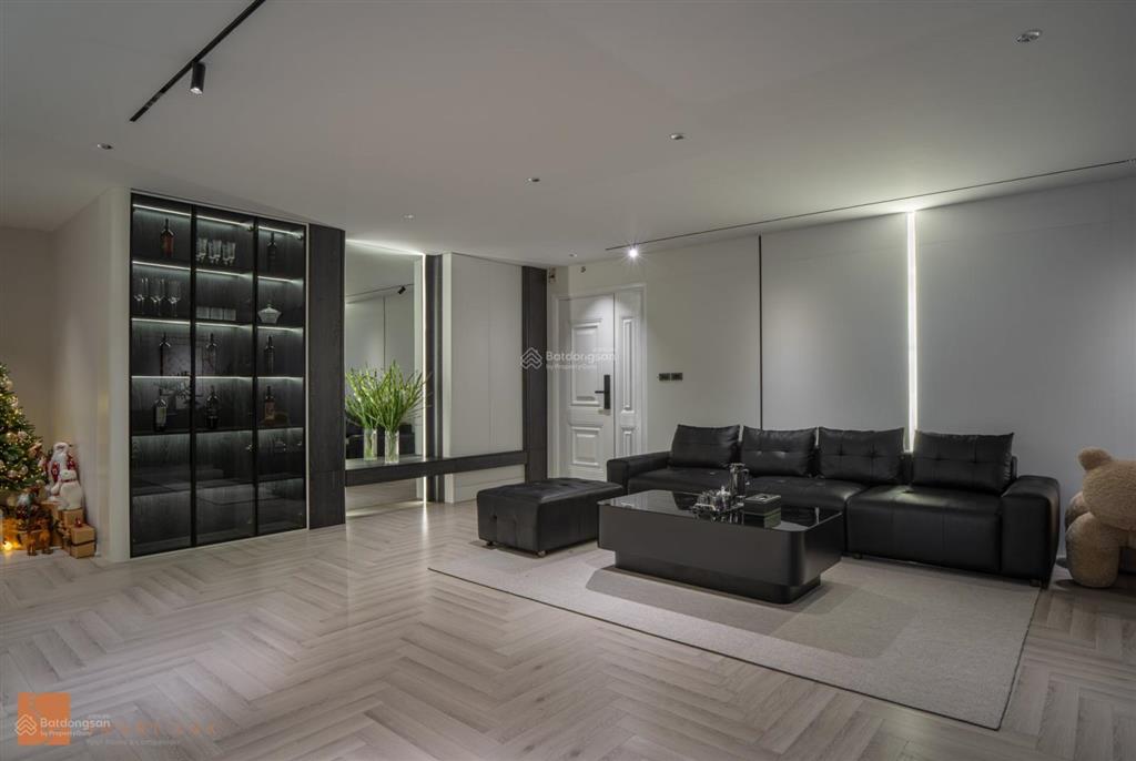 Căn góc siêu hiếm 138m2  4ngủ tại vinaconex 7 hồ tùng mậu  full nội thất  chủ thiện chí 11,82tỷ