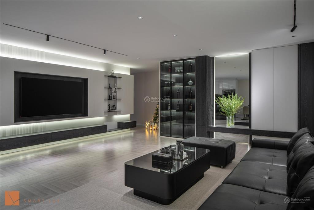 Căn góc siêu hiếm 138m2  4ngủ tại vinaconex 7 hồ tùng mậu  full nội thất  chủ thiện chí 11,82tỷ