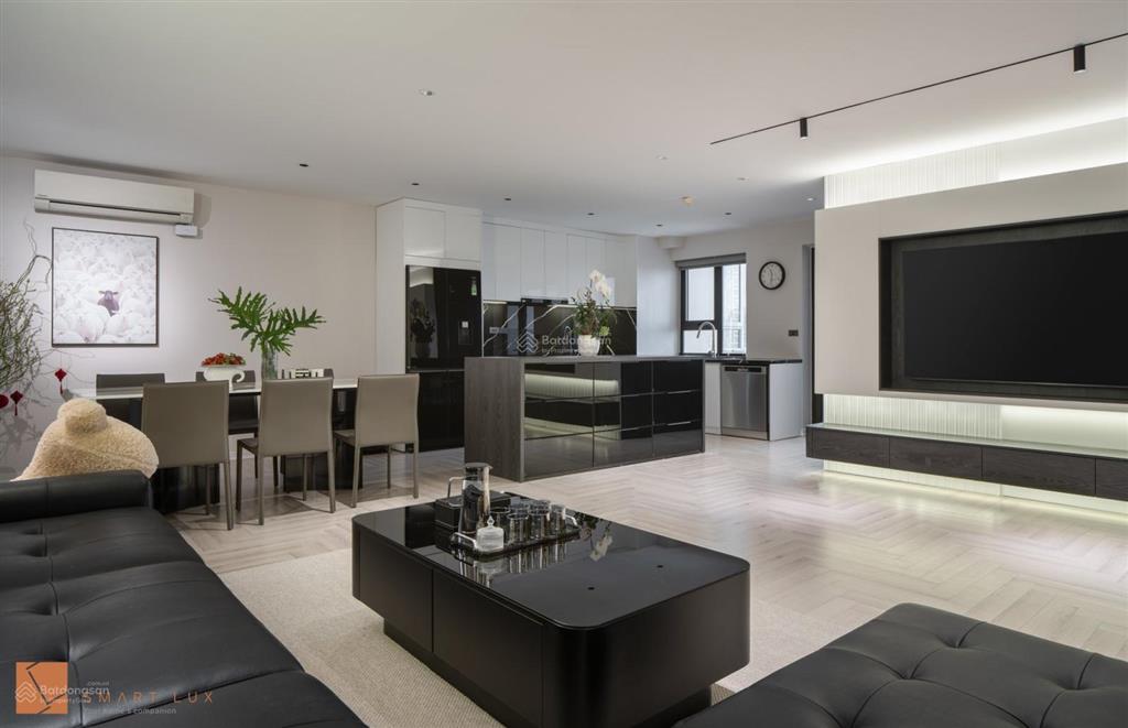 Căn góc siêu hiếm 138m2  4ngủ tại vinaconex 7 hồ tùng mậu  full nội thất  chủ thiện chí 11,82tỷ