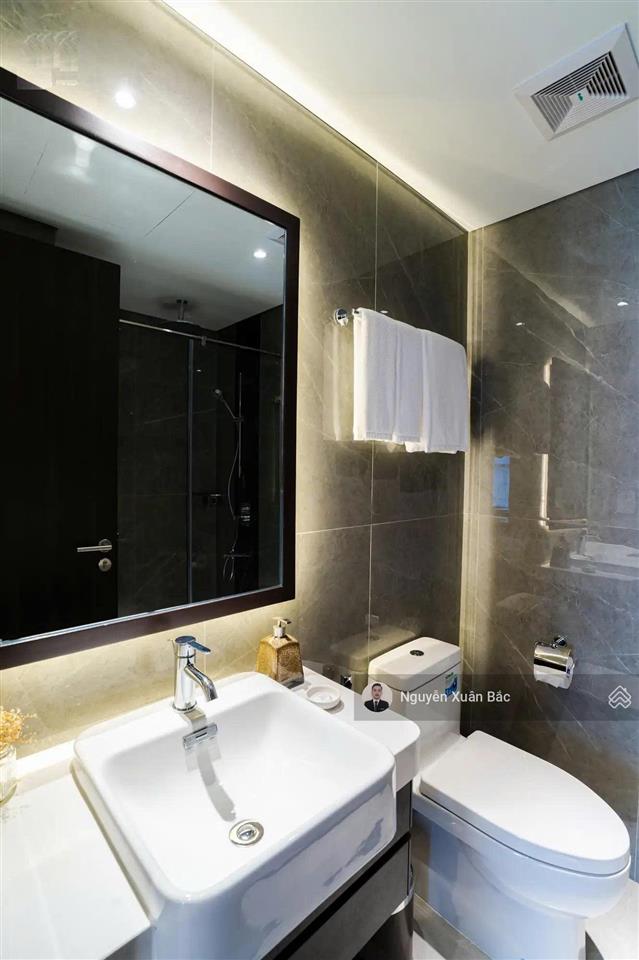 Bán gấp căn hộ 2pn, 57m2 tại the gloria by silk path giá không báo ảo 9,7 tỷ chủ thiện chí