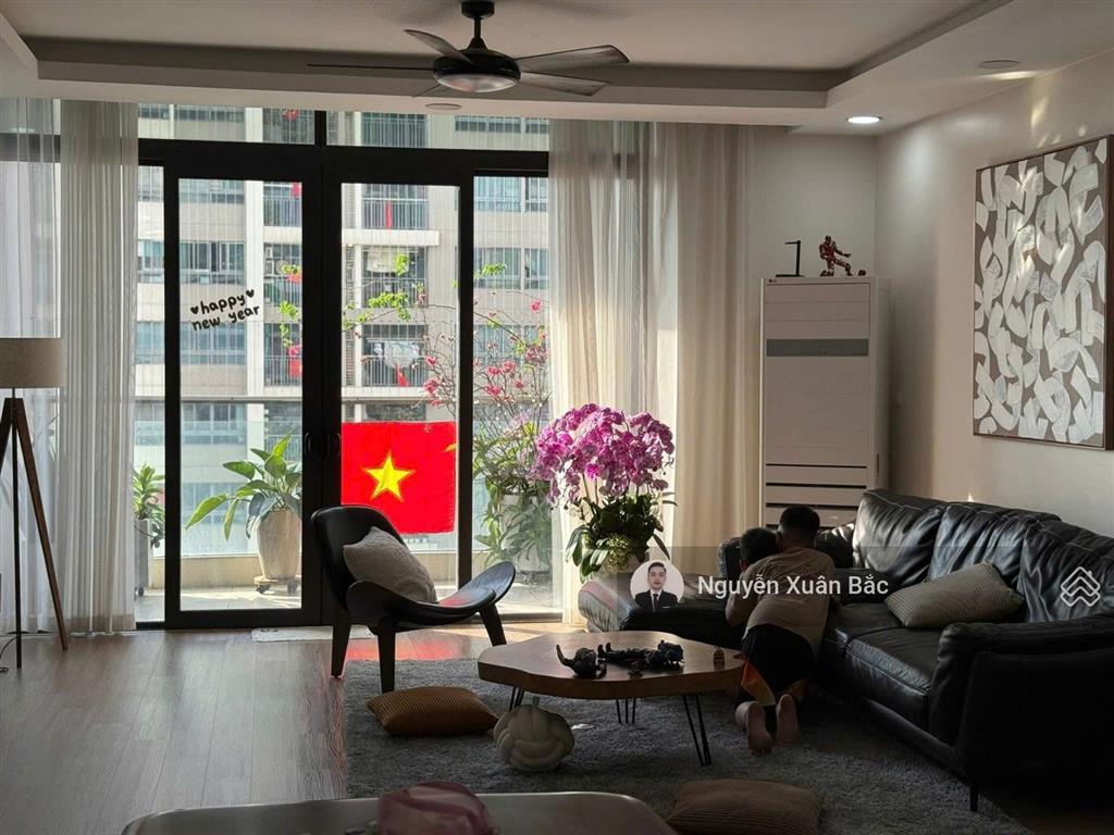 Chính chủ bán căn hộ tâm huyết 3n3vs tại dolphin plaza trần bình full nội thất 164m2 giá 76tr/m2