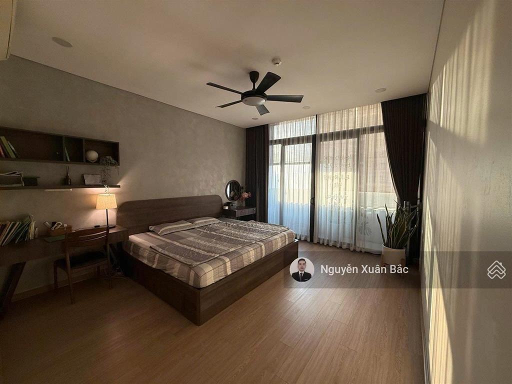 Chính chủ bán căn hộ tâm huyết 3n3vs tại dolphin plaza trần bình full nội thất 164m2 giá 76tr/m2