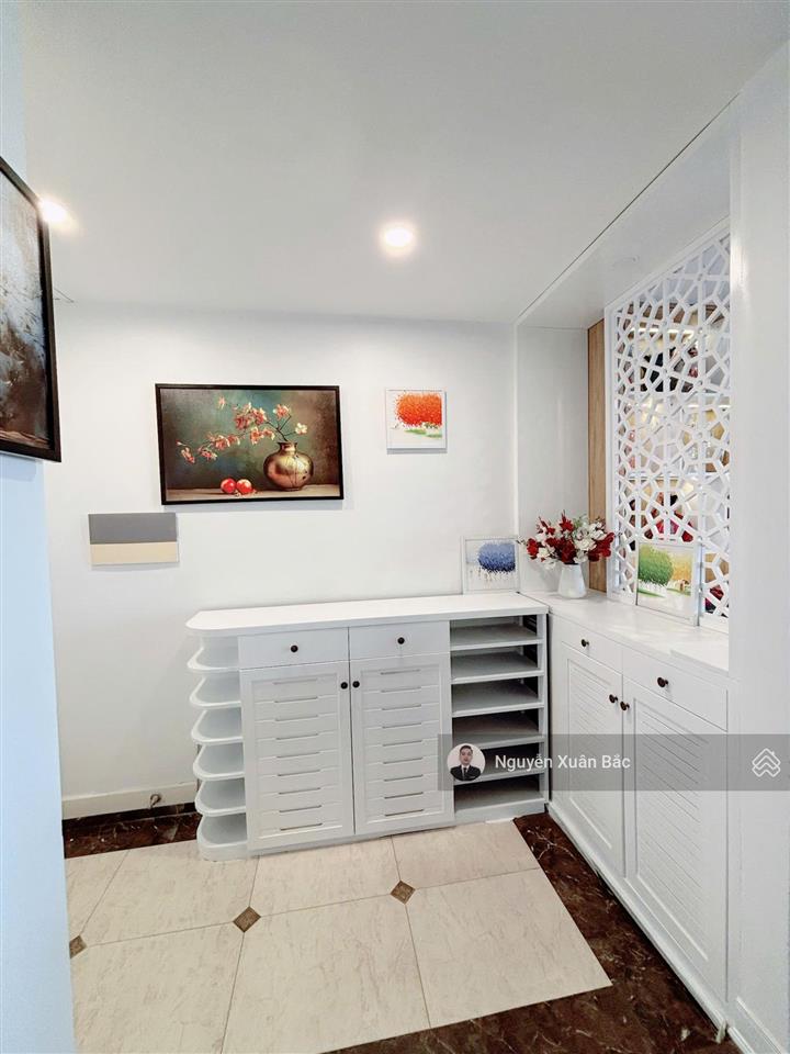 Chính chủ thiện chí bán căn hộ 3n2v2 159m tại flc landmark lê đức thọ full nội thất giá chỉ 70tr/m2