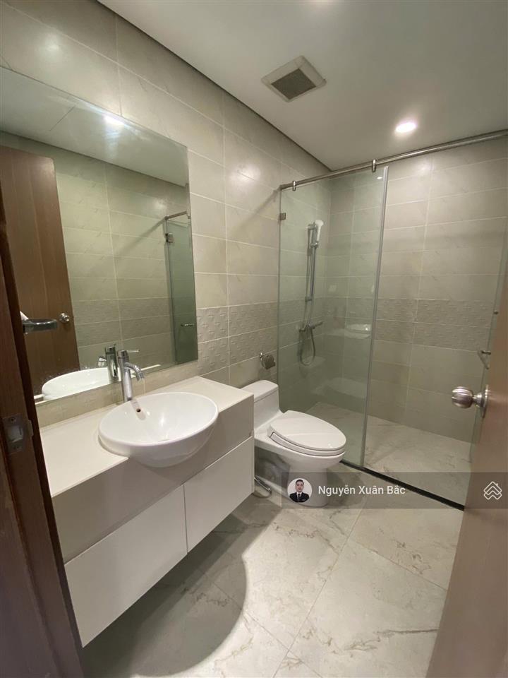 Chủ nước ngoài về nước cần bán gấp căn hộ 3n2vs 106m2 tại tòa a1  vin gardenia giá chỉ 10,35 tỷ