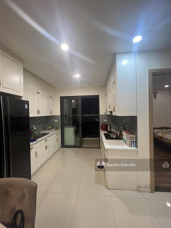 Chính chủ cần bán căn 2pn đẹp nhất sun squarenội thất cao cấpgiá tốt khu mỹ đình 80m2 giá 7,x tỷ