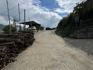 Đất tả van, mặt đường rộng view cực đẹp