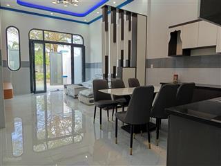 Bán nhà cấp 4 mới xây đường thông xe oto vô tới nhà