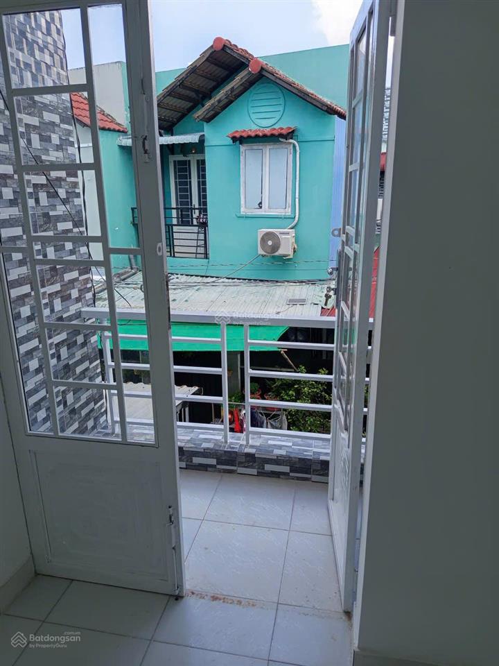 Bán nhà gần ubnd hưng long  phước lý (cần giuộc cũ), 1 trệt 1 lầu giá chỉ 1.55 tỷ có ra lộc