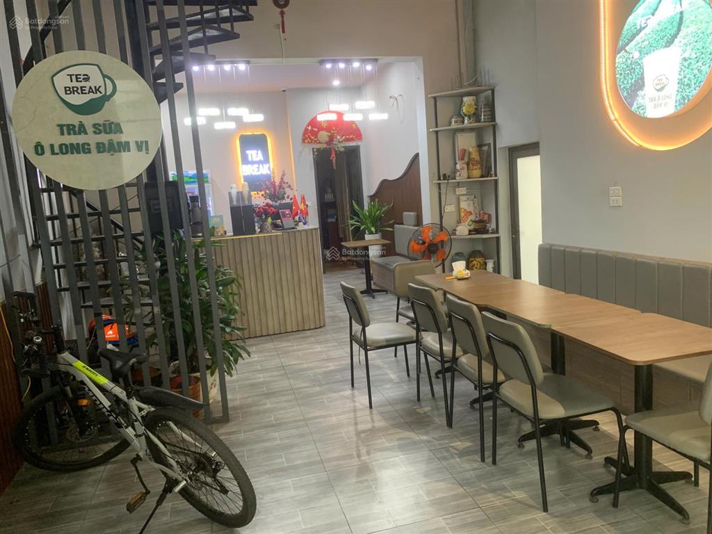 Bán nhà 3 tầng ngô xuân quảngtrâu quỳgia lâmngõ thông 31ha 7 chỗ chạy quanhgiá chỉ 160tr/m2