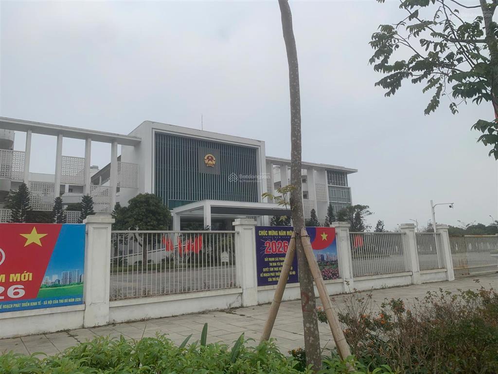 Bán đất phân lô 7.2ha trâu quỳ  view vườn hoa sát cv gia lâm  chủ cần bán gấp giảm 400tr