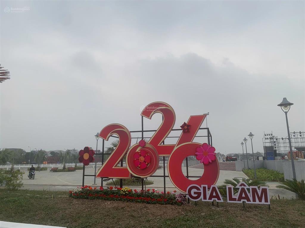 Bán đất phân lô 7.2ha trâu quỳ  view vườn hoa sát cv gia lâm  chủ cần bán gấp giảm 400tr