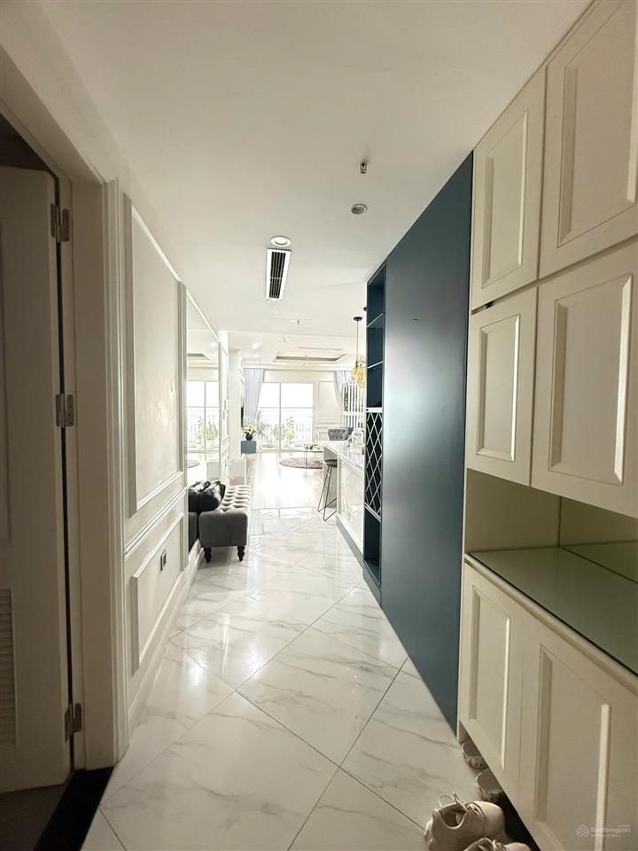 Tôi cần bán căn hộ cao cấp n04, dt 127m2, 3pn, căn đẹp nhất toà, giá rẻ