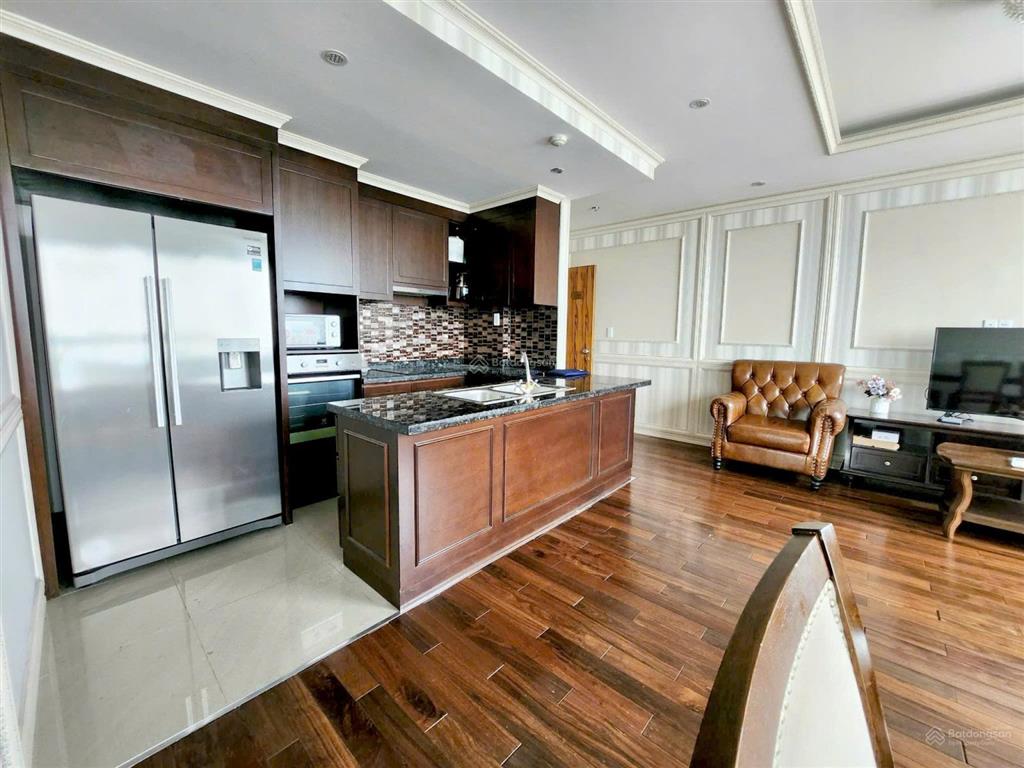 Cho thuê gấp căn 3pn/97m2 leman luxury quận 3. căn góc tầng cao full nội thất. giá 38tr/th bao pql