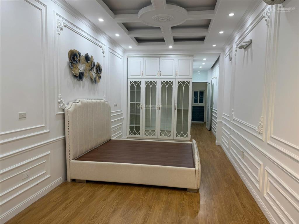 Bán nhà định công 46m x 4 tầng ô tô đỗ cửa ngõ thông gần hồ định công
