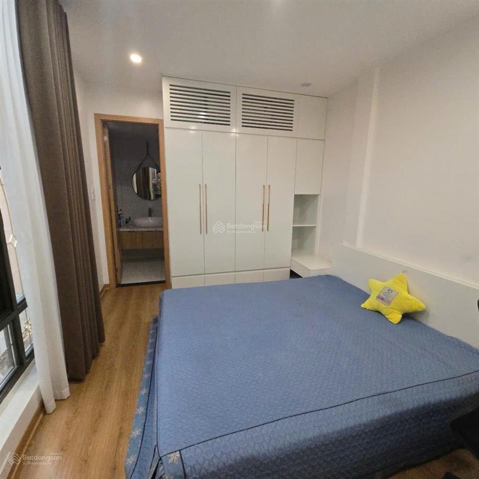 Bán nhà nguyễn trãi thanh xuân 4 tầng 1 tum kinh doanh gần royal city dòng tiền ổn định