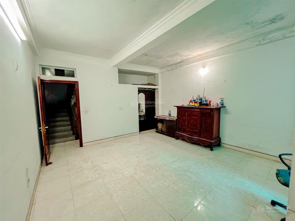 Trường chinh 44m x 4 tầng ô tô đỗ cổng ngõ thông cách mặt phố 20m kinh doanh nhỏ