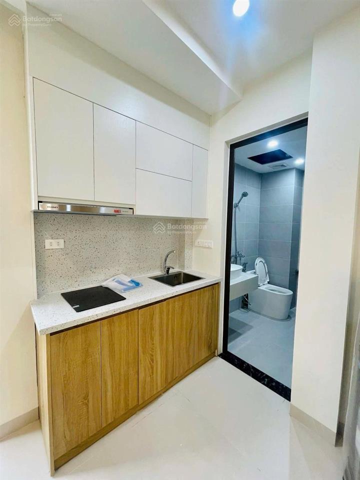 Khâm thiên 48m2 6 tầng thang máy 5 studio khép kín dòng tiền 360 triệu/năm