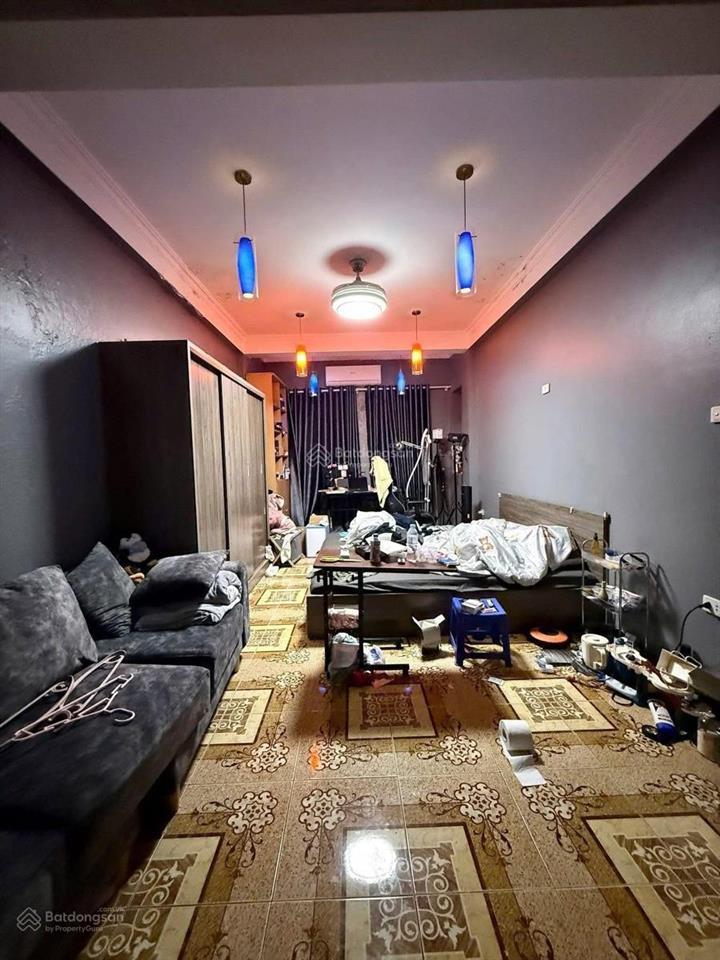 Phố đông các 105m2 x 5 tầng vị trí vàng kinh doanh dòng tiền ngay khi nhận nhà