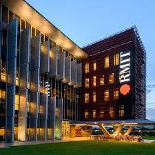 Bán biệt thự himlam cách đại học rimit q.7  nguyễn văn linh tp.chm 500m