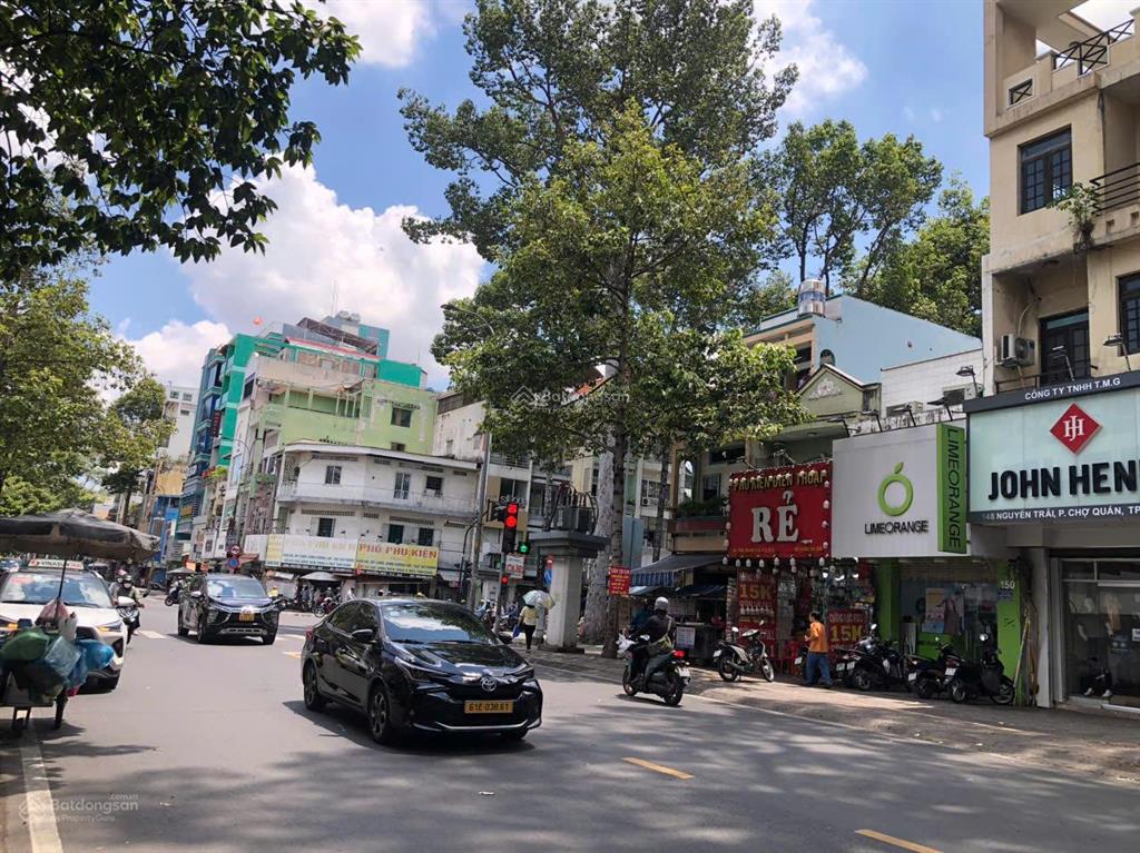 Nhà góc 2mt vị trí đẹp  kinh doanh sầm uất  mt đường nguyễn trãi tp.hcm