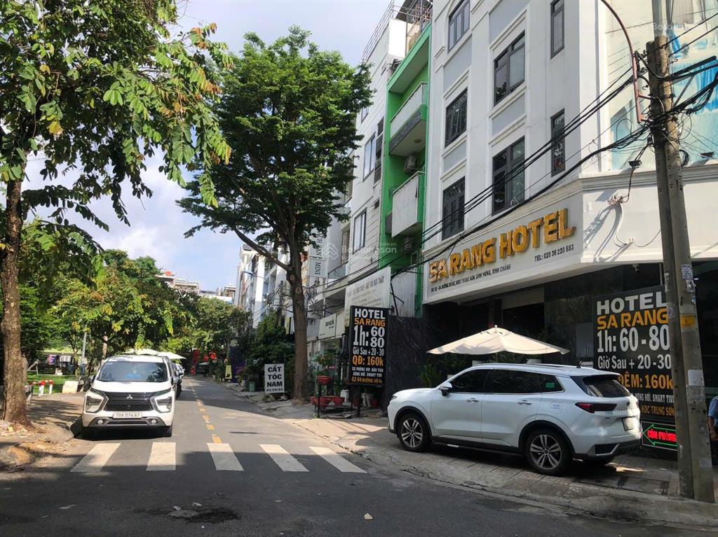 Bán khách sạn mt đường số sát vòng xoay giải trí trung sơn bình chánh tp.hcm