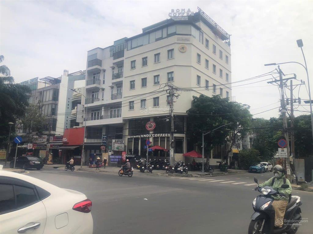 Bán nhà 1 trệt 3 lầu mới mt kinh doanh sầm uất khu giải trí trung sơn bình chánh tp.hcm