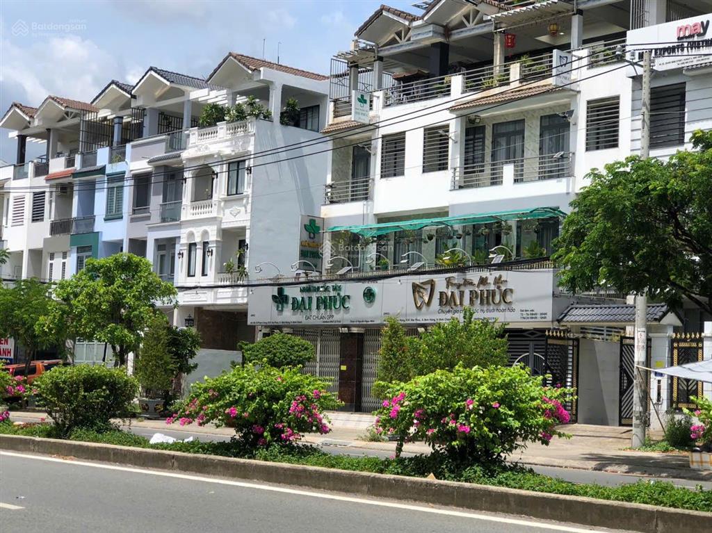 Bán nhà mt phạm hùng kinh doanh sầm uất hướng đông vị trí đẹp tp.hcm