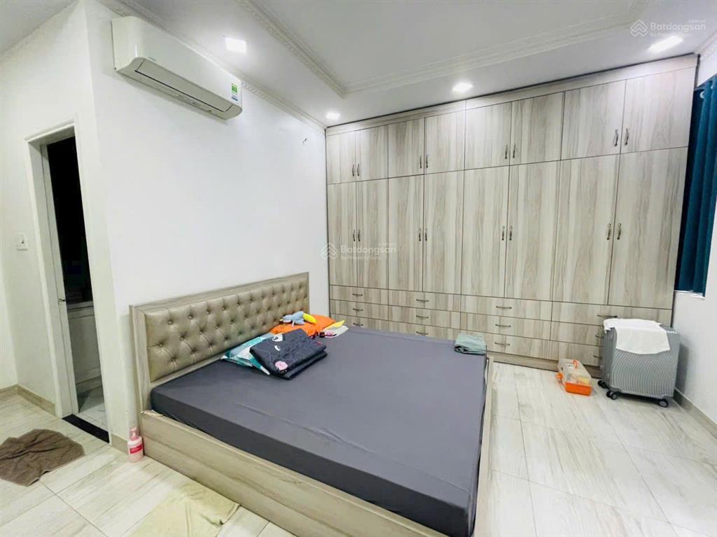 Bán nhà mt phạm hùng kinh doanh sầm uất hướng đông vị trí đẹp tp.hcm