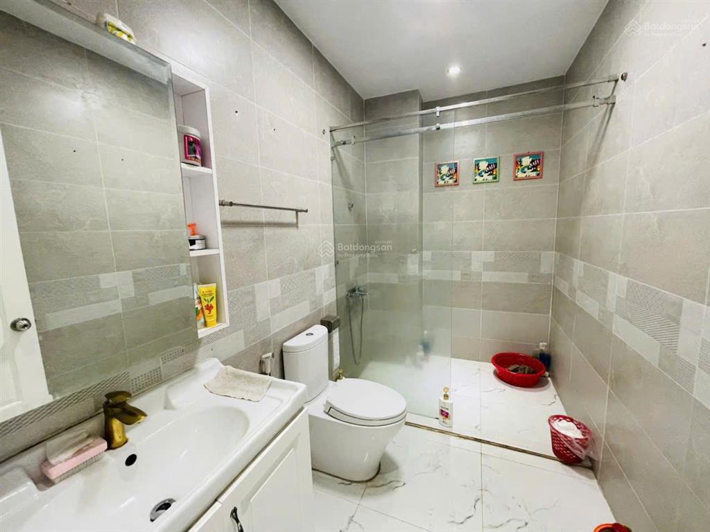 Bán nhà 1 hầm 1 trệt 3 lầu view công viên khu dân cư mizuki nguyễn văn linh. tphcm