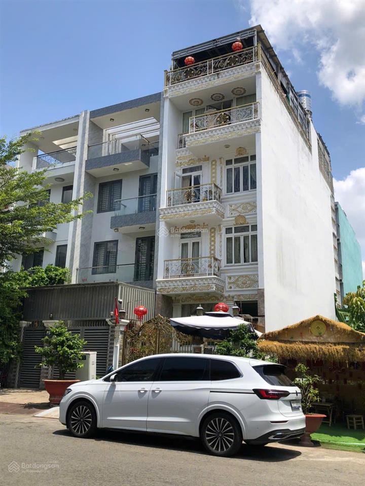 Bán nhà 1 triệt 3 lầu view công viên khu dân cư đại phúc city  đường phạm hùng tp.hcm