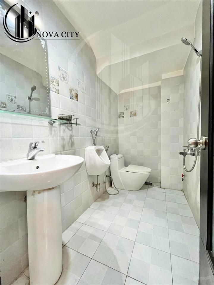 Bán nhà 1 triệt 3 lầu view công viên khu dân cư đại phúc city  đường phạm hùng tp.hcm