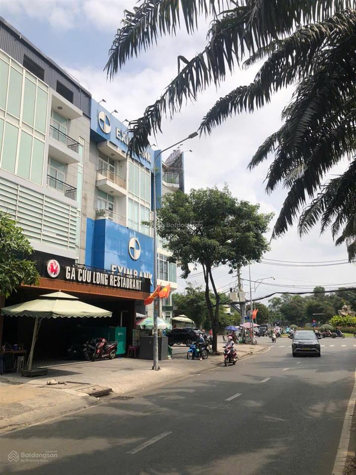 Bán tòa nhà mt  vị trí đẹp đường 9a khu giải trí trung sơn bình chánh tp.hcm