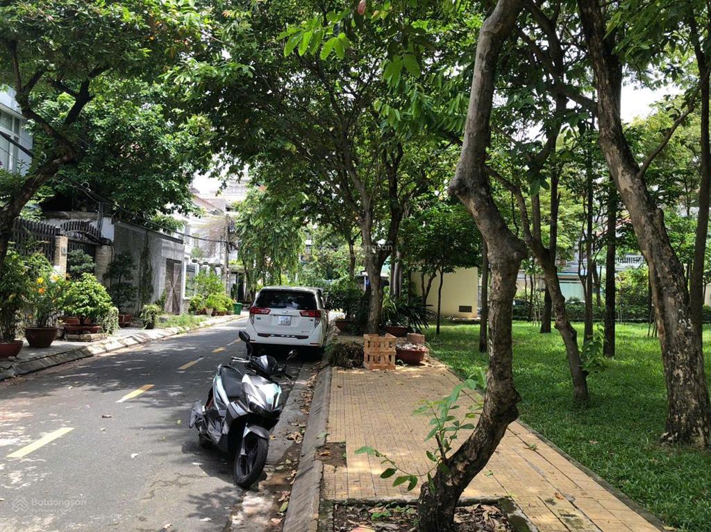 Cho thuê biệt thự view công viên cách vòng xoay giải trí trung sơn 100m