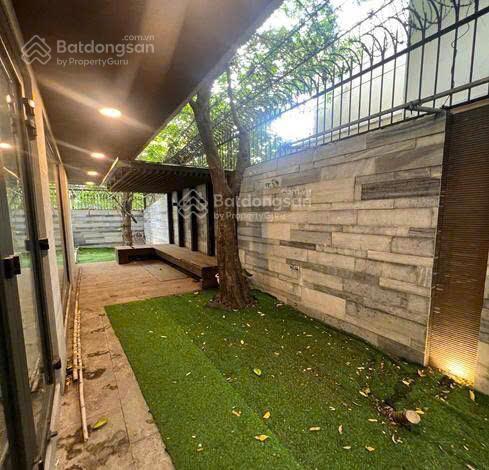 Cho thuê biệt thự view công viên cách vòng xoay giải trí trung sơn 100m
