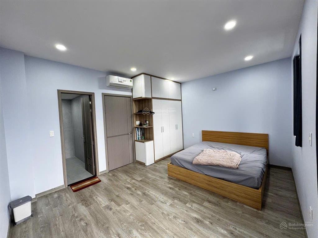 Nhà 1 hầm 3 lầu view công viên kdc dương hồng nguyễn văn linh, tphcm