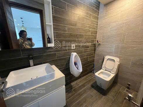 Nhà 1 hầm 3 lầu view công viên kdc dương hồng nguyễn văn linh, tphcm