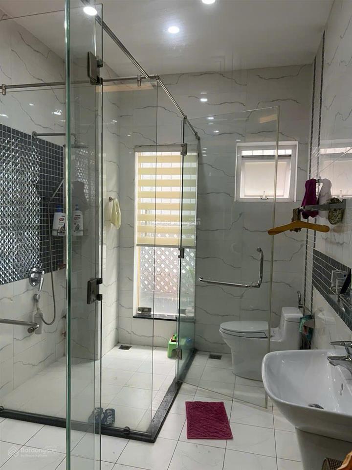 Bán toà nhà chdv mt kinh doanh ngay vòng xoay giải trí trung sơn bình chánh.tp.hcm