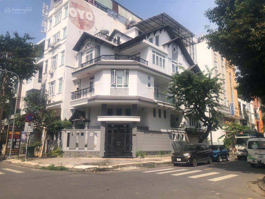 Biệt thự góc 2mt view hướng sông khu intresco 6b đường phạm hùng, tphcm