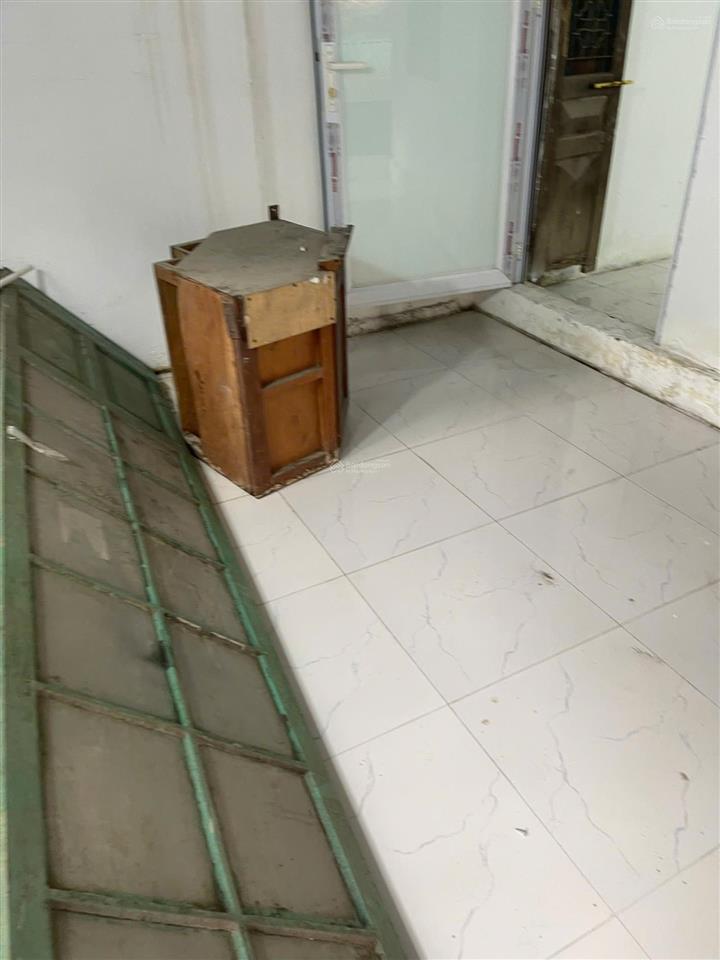 14tr/thchothuê90m2x3tầng ba nhàraphố,xe3 gácvàothợ xây15,20ngươiở kho,ở,kdoanhonnail,bạchmai,hbt