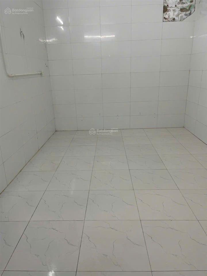 14tr/thchothuê90m2x3tầng ba nhàraphố,xe3 gácvàothợ xây15,20ngươiở kho,ở,kdoanhonnail,bạchmai,hbt