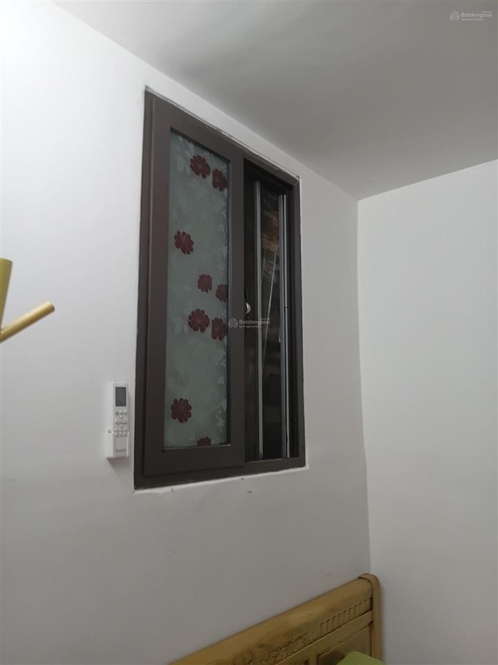 Giá 3tr/th(kbớt)cho thuê phòng tầng1 24m2, khép kín,có bếpđủ đồ,ởngay, lương đình của, kim liên, đđ