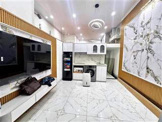 (ảnh thât)ko có căn thứ 2 3,98 tỷ, bán tt tầng 1, mặt phố hoàn kiếm, dt 50m2, sổ đỏ, tổng 3 ngủ