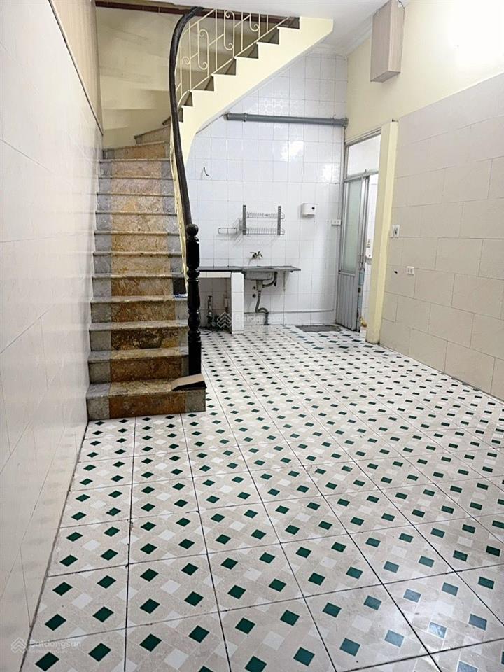 7tr/th(ảnhthât)(kbớt),chothuê nhà35m2x2t,2ngủ,2wc,1bếp, ngayngã 3 tạquangbửu,giaobạchmai,hbtrưng.