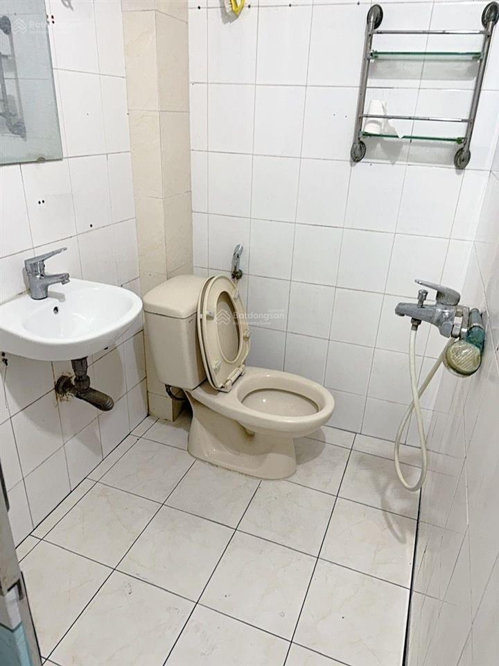 7tr/th(ảnhthât)(kbớt),chothuê nhà35m2x2t,2ngủ,2wc,1bếp, ngayngã 3 tạquangbửu,giaobạchmai,hbtrưng.
