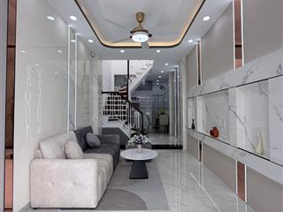 Bán nhà mới full nội thất cao cấp, giáp sân bay, sân golf tân sơn nhất 4,450 tỷ