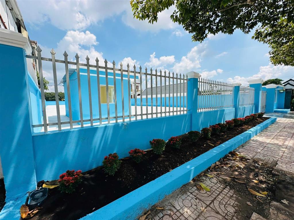 Tôi cần bán gấp nên giảm mạnh còn 25 tỷ cho lô đất ngay mặt tiền hùng vương đã có sẵn 600m2 thổ cư